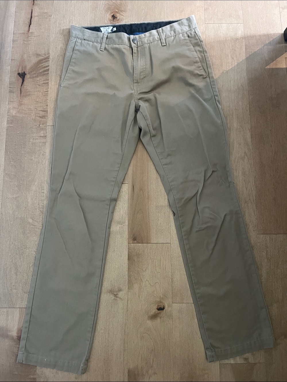 men’s Volcom pants